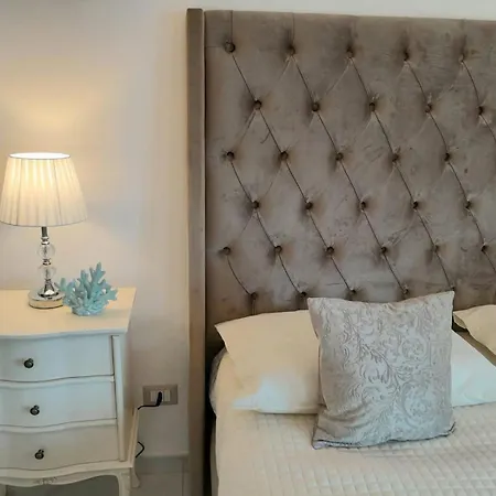La Vigna Del Vento Bed & Breakfast 4*